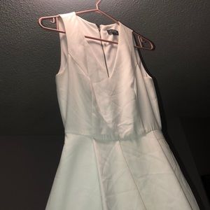 Le Chateau white cocktail dress xxsmall